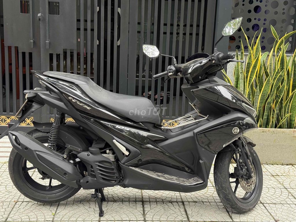 Yamaha Nvx 125 Smartkey - Nvx Đen bóng mới98% bs43. Mua bán Xe máy tại Quận Hải Châu Đà Nẵng được đăng bởi Lê vy  hình 3