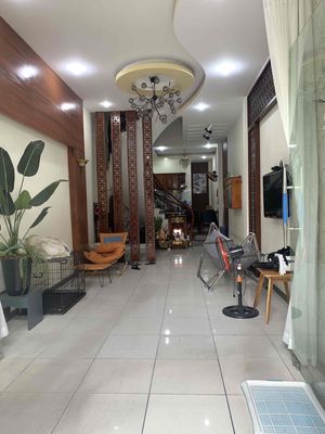 Cho thuê nhà 2 tầng mới kiệt Oto 6m Trần Khánh Dư gần Nguyễn Văn Thoai