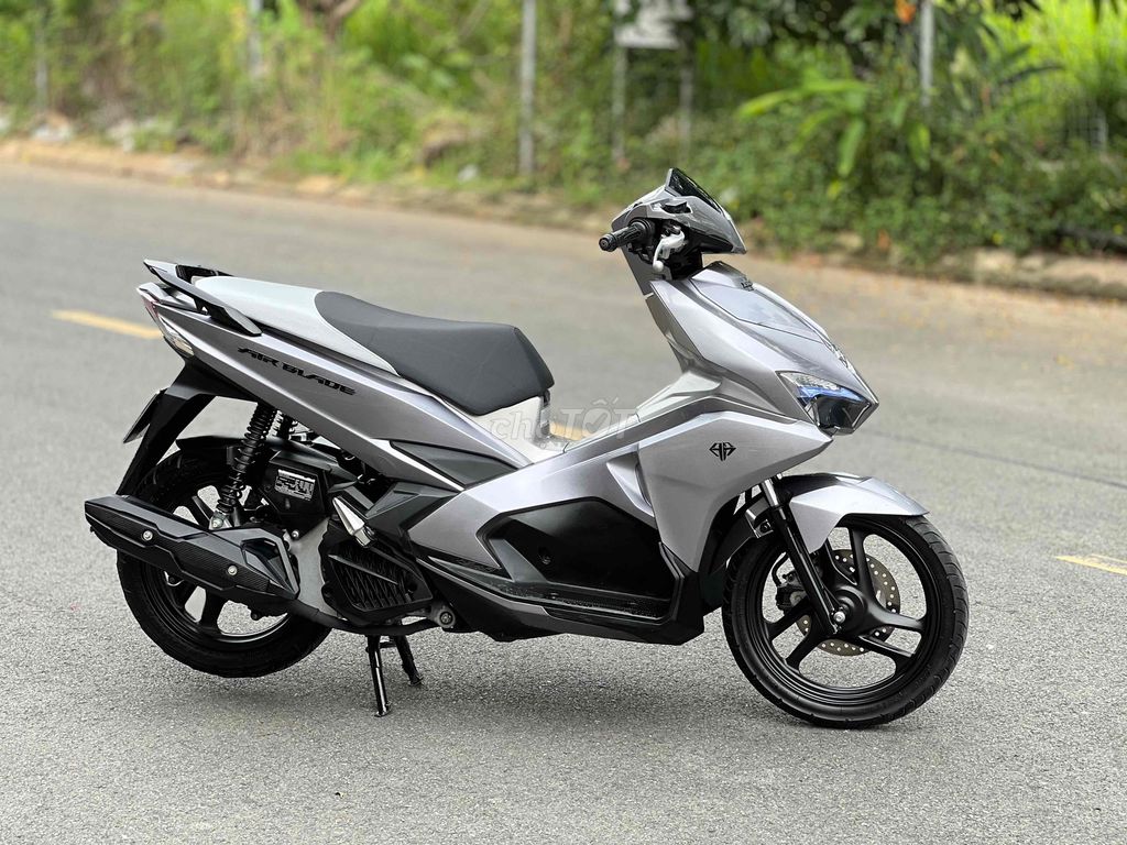 Airbalde 125cc Bạc Xám 2019 Smartkey Leng Keng 🎉🎉🎉. Mua bán Xe máy tại Thành phố Biên Hòa Đồng Nai được đăng bởi Xe Máy Phát Đồng hình 2