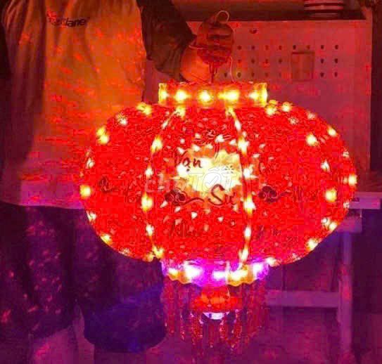 Đèn lồng Tự xoay 360 độ Đỏ trang trí tết loại 60cm. Mua bán Đèn tại Thành phố Biên Hòa Đồng Nai được đăng bởi Phạm Quỳnh hình 1