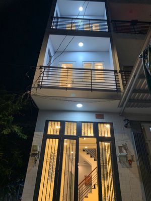 Аренда · 4 комн. · 36 м² · Huyện Nhà Bè, ул. Đường Lê Văn Lương