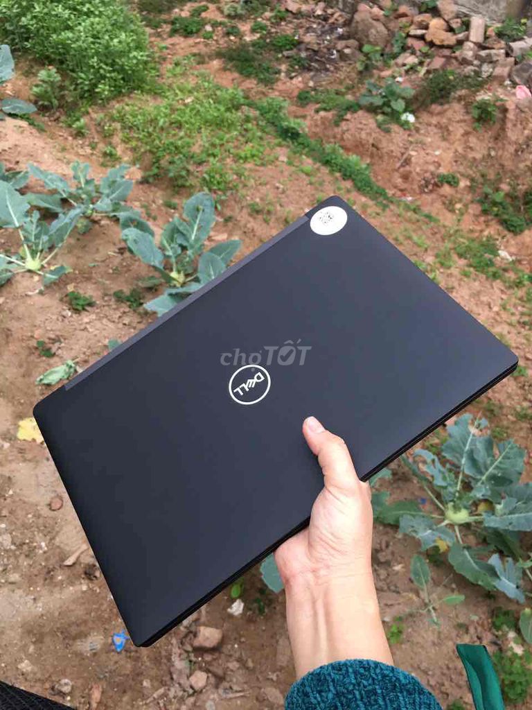 Dell 7390 i5 8250U/ ram 8/ ssd 256/ 13.3 FHD. Mua bán Laptop tại Thành phố Bắc Ninh Bắc Ninh được đăng bởi Lương Bích Luyên  hình 1