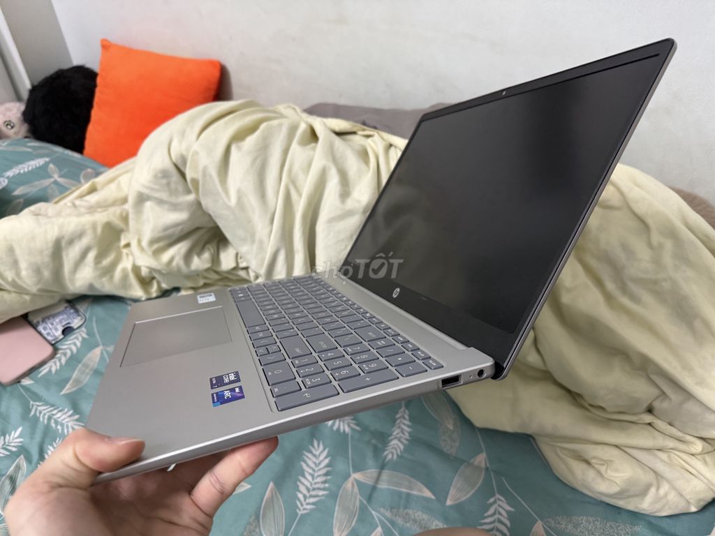 HP15 new99% corei7 16GB/1TB 15.6inch. Mua bán Laptop tại Quận 8 Tp Hồ Chí Minh được đăng bởi Nguyen hình 1