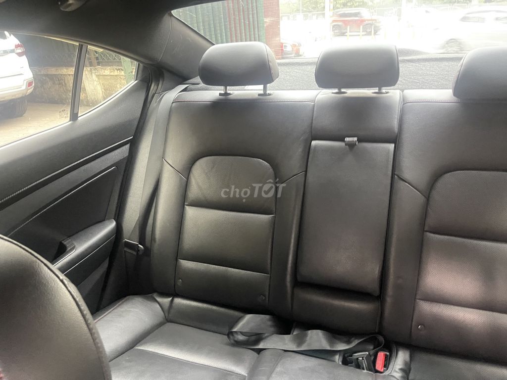 Hyundai Elantra 2019 Sport 1.6 AT - 74000 km. Mua bán Ô tô tại Quận Cầu Giấy Hà Nội được đăng bởi Phương anh hình 4