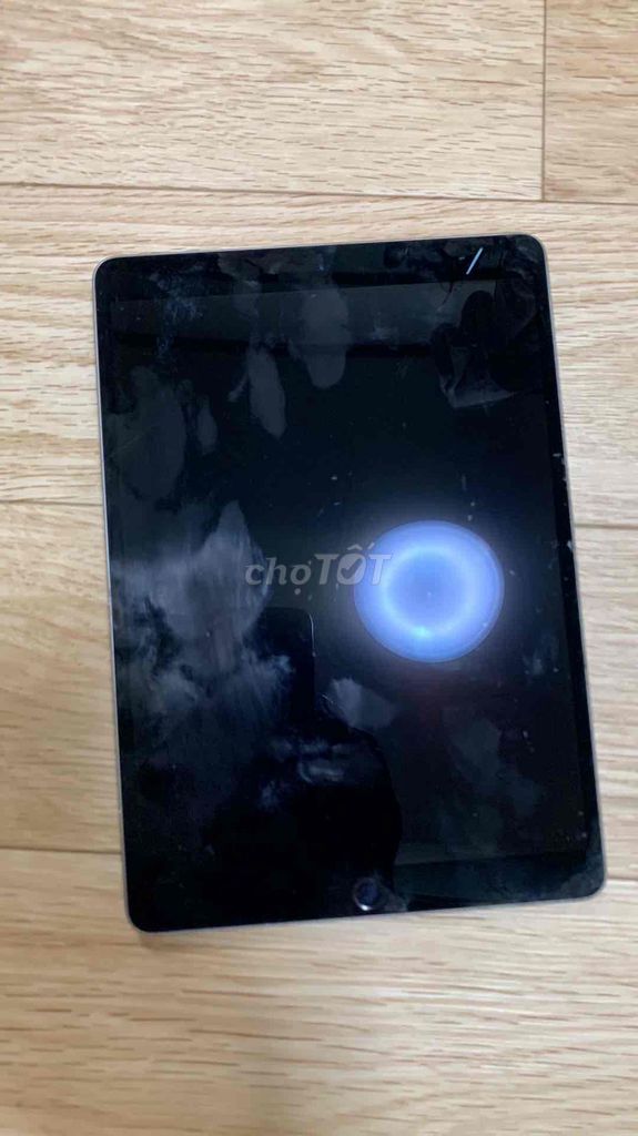 Máy tính bảng Apple iPad Xám. Mua bán Máy tính bảng tại Thành phố Qui Nhơn Bình Định được đăng bởi nguyen thuy my duyen hình 1