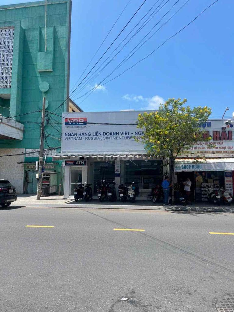 NHÀ PHỐ MẶT TIỀN