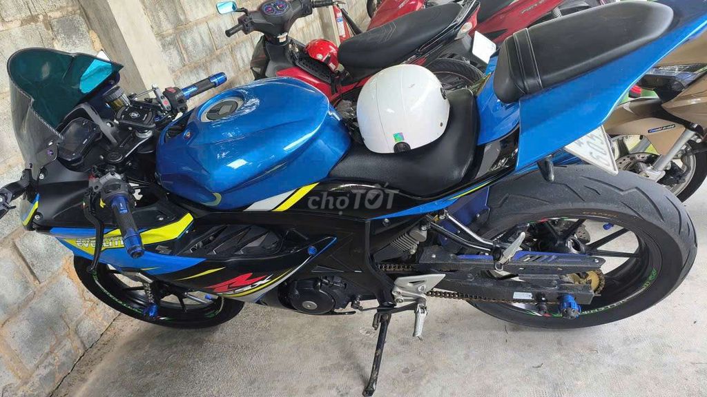 SUZUKI -GSX 150. Mua bán Xe máy tại Thị xã Bến Cát Bình Dương được đăng bởi Quy hình 2