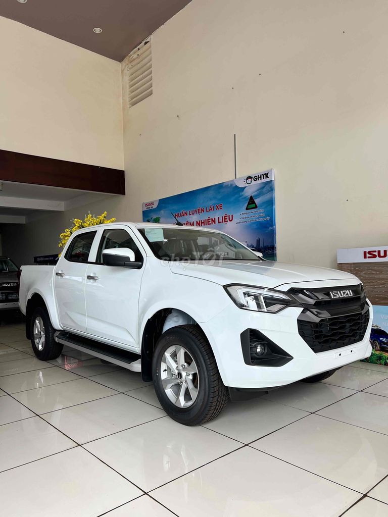 Isuzu Dmax AT 2025 giảm giá 63 triệu. Mua bán Ô tô tại Thành phố Buôn Ma Thuột Đắk Lắk được đăng bởi Hoàng Minh Hải hình 2