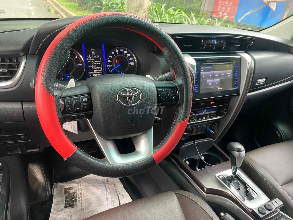 Toyota Fortuner 2018 2.8V 4x4 AT. Mua bán Ô tô tại Quận Tân Phú Tp Hồ Chí Minh được đăng bởi Tân Phú Car hình 8