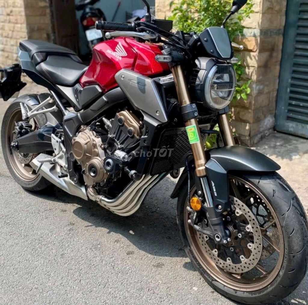 🌈 TPhcm CB650 abs 2022 chính chủ.. giá mềm 🥰
