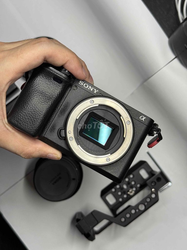 [CÓ FIX] Sony A6400 + Sigma 18-50mm f/2.8 | Ful