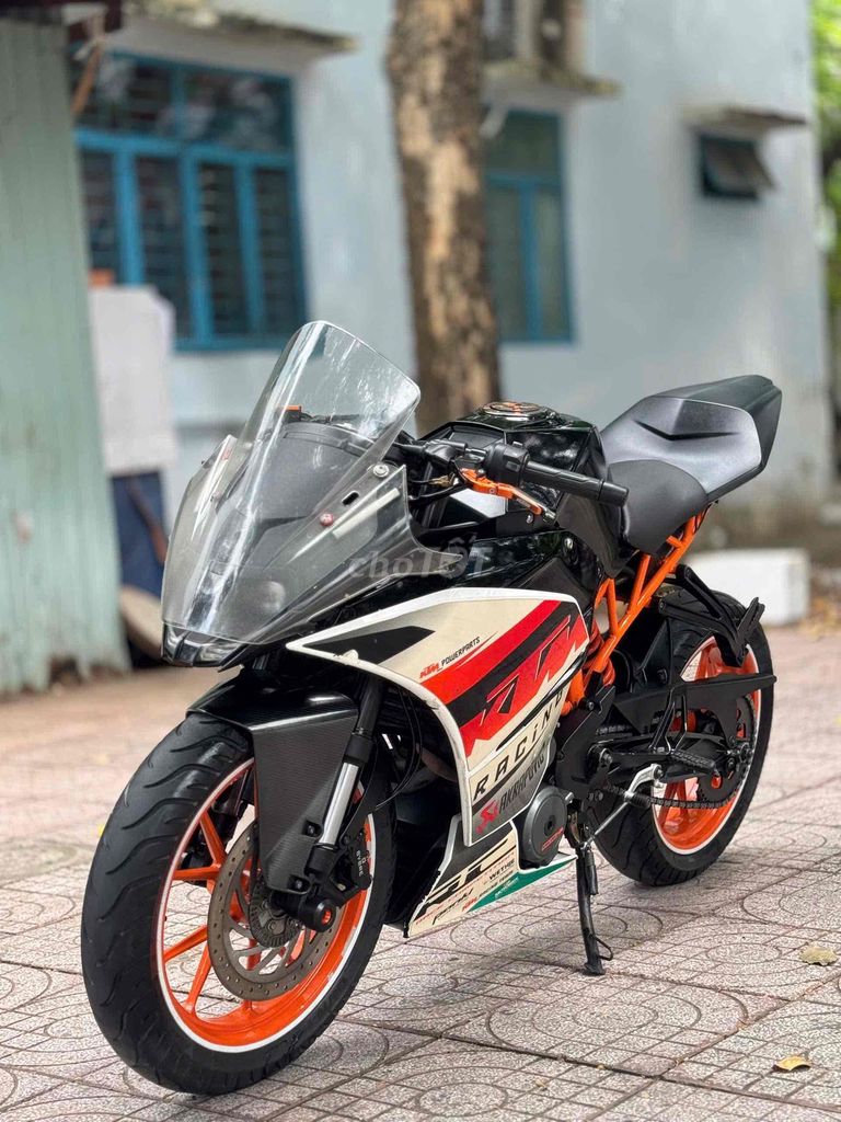 KTM RC250 ABS 2018 Черный, оранжевый, белый 30000 км