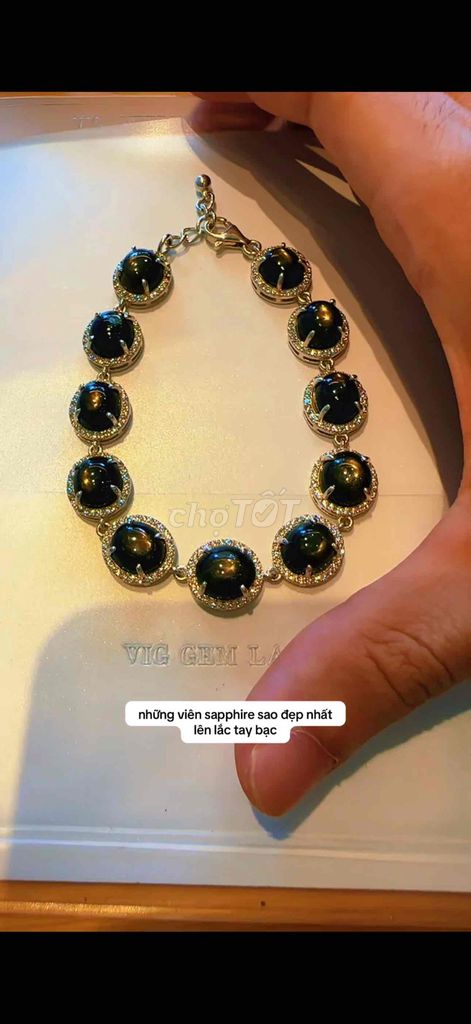những viên sapphire sao đẹp nhất lên lắc tay bạc