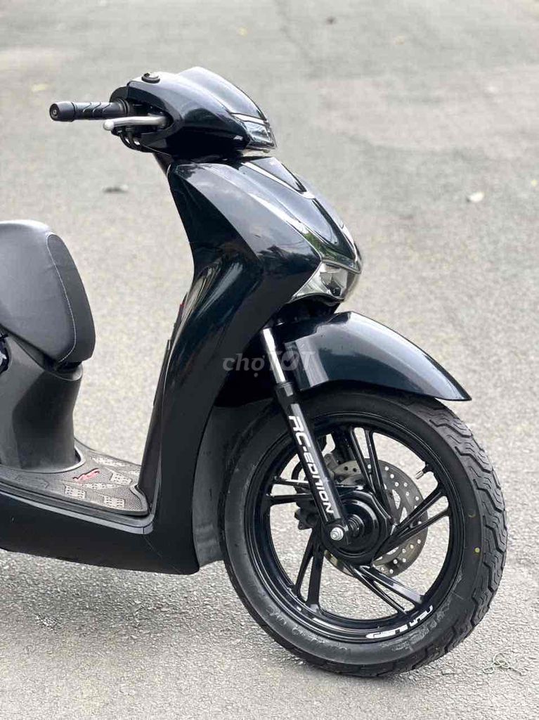 Honda SH 125i 2021 CBS Đen bstp nợ xấu trả 50% ạ. Mua bán Xe máy tại Quận Bình Tân Tp Hồ Chí Minh được đăng bởi Xe Máy Qúy Le hình 3