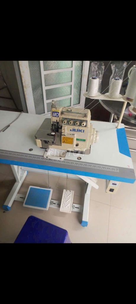Máy may vắt sổ JUKI MO 4 chỉ tiết kiệm điện. Mua bán Đồ chuyên dụng, Giống nuôi trồng tại Huyện Cái Bè Tiền Giang được đăng bởi Thanh long hình 1