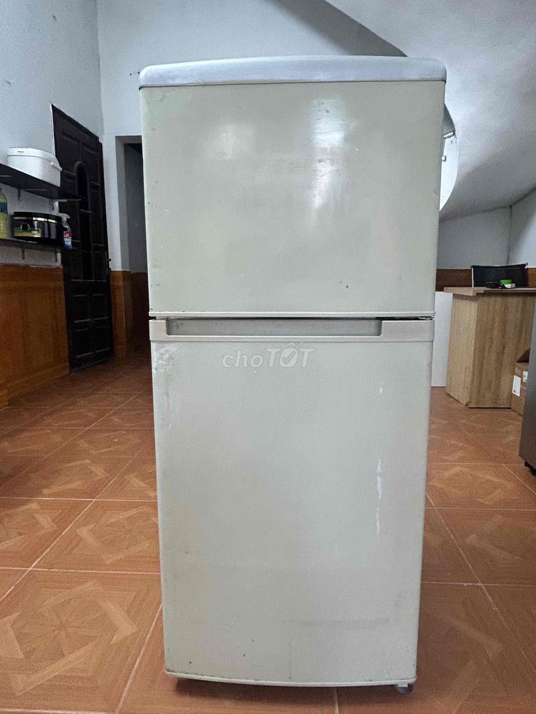 Tủ lạnh Toshiba 120-150L Trắng Đã qua sử dụng. Mua bán Tủ lạnh tại Huyện Thanh Trì Hà Nội được đăng bởi Hing Diy hình 1