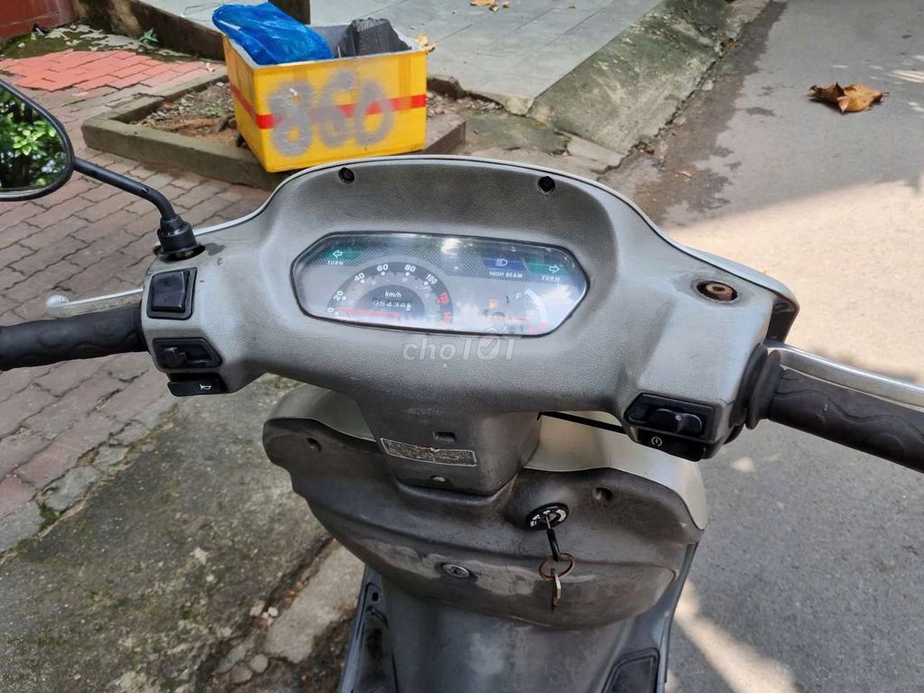 SYM Attila màu Bạc. Mua bán Xe máy tại Quận Bình Thạnh Tp Hồ Chí Minh được đăng bởi trucly  hình 3