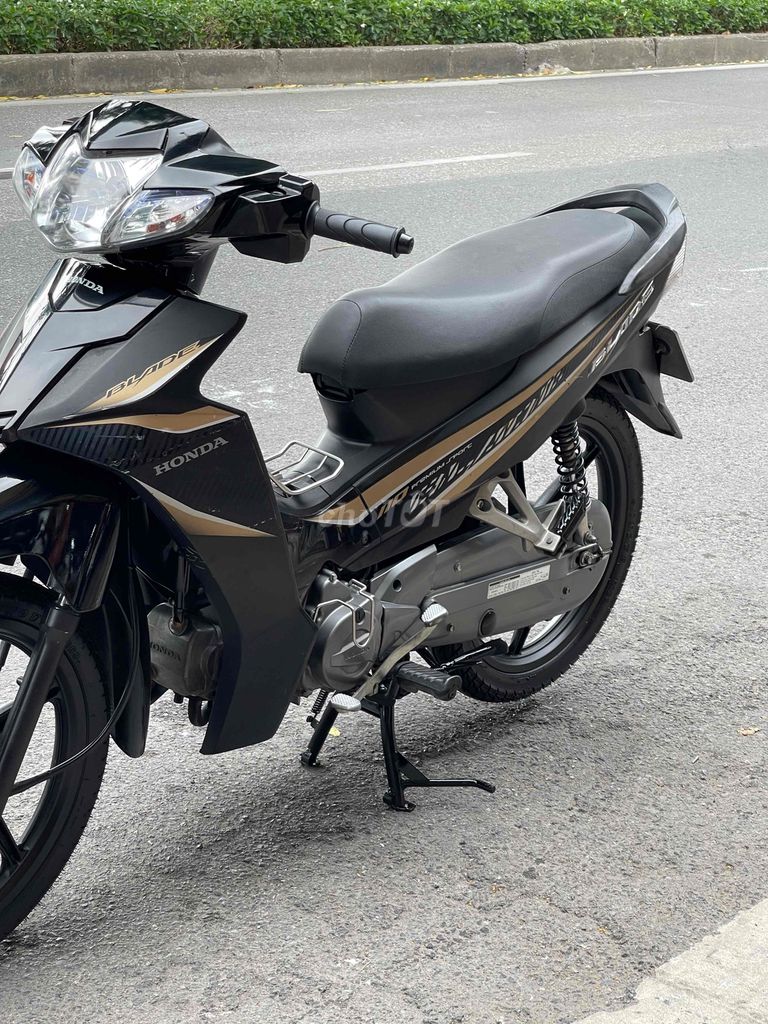 wave BLADE chính chủ zin chất. Mua bán Xe máy tại Quận Đống Đa Hà Nội được đăng bởi Hà hình 5