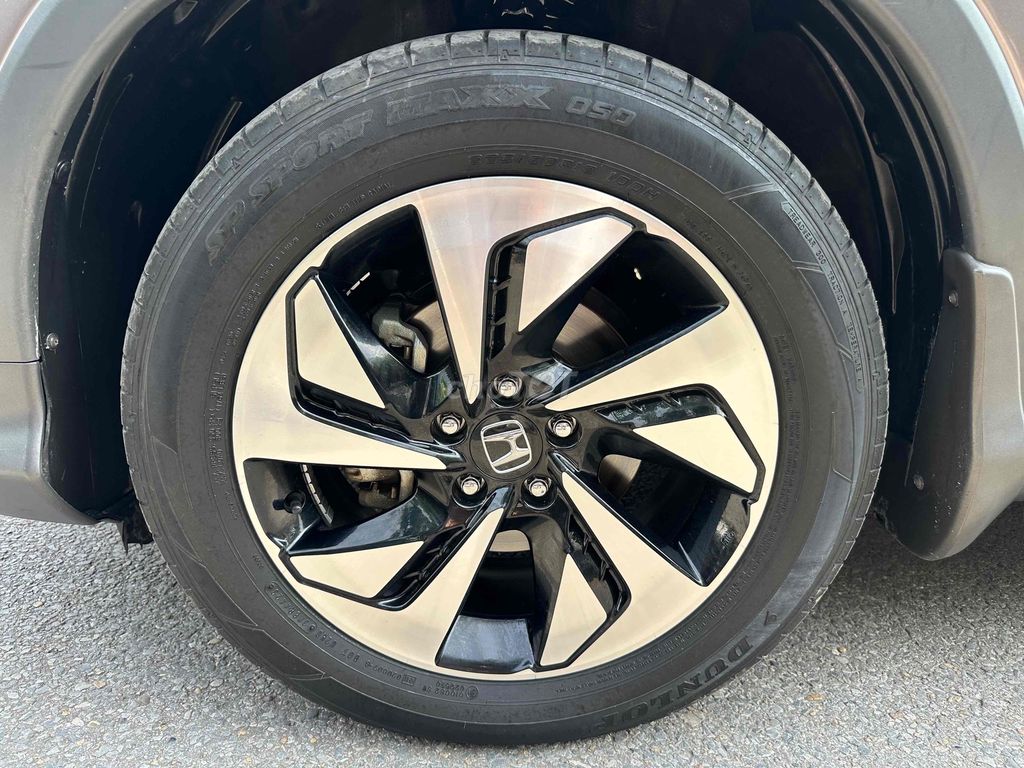 Honda CRV 2017 2.4TG Xám Titan 1 Chủ Siêu Mới. Mua bán Ô tô tại Quận Cầu Giấy Hà Nội được đăng bởi Vũ Kiên hình 19