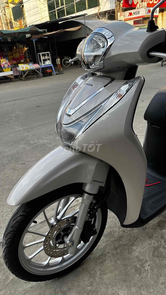 Honda SH Mode 2021 vàng nâu ( hỗ trợ góp ). Mua bán Xe máy tại Huyện Chợ Mới An Giang được đăng bởi Cửa hàng xe Thiên Phước 2 hình 5