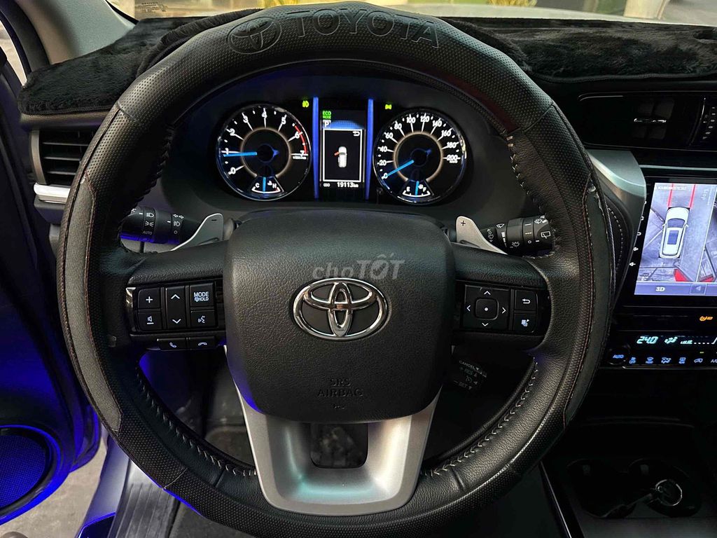 Toyota Fortuner Bạc 19.106 km. Mua bán Ô tô tại Quận Tân Bình Tp Hồ Chí Minh được đăng bởi TOYOTA LÝ THƯỜNG KIỆT hình 6