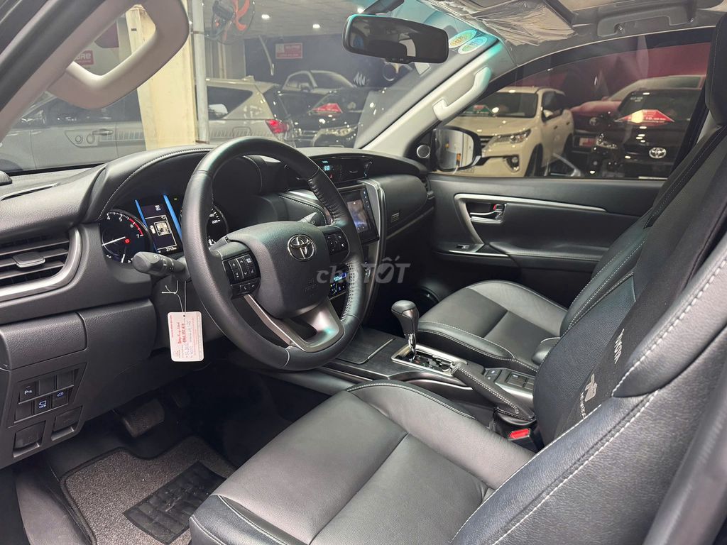 Fortuner 2.7V 4x2 AT 2024  - Đi Lướt 2.700 km. Mua bán Ô tô tại Huyện Hóc Môn Tp Hồ Chí Minh được đăng bởi Vũ Phong Toyota Sure Xe Cũ Chính Hãng hình 11