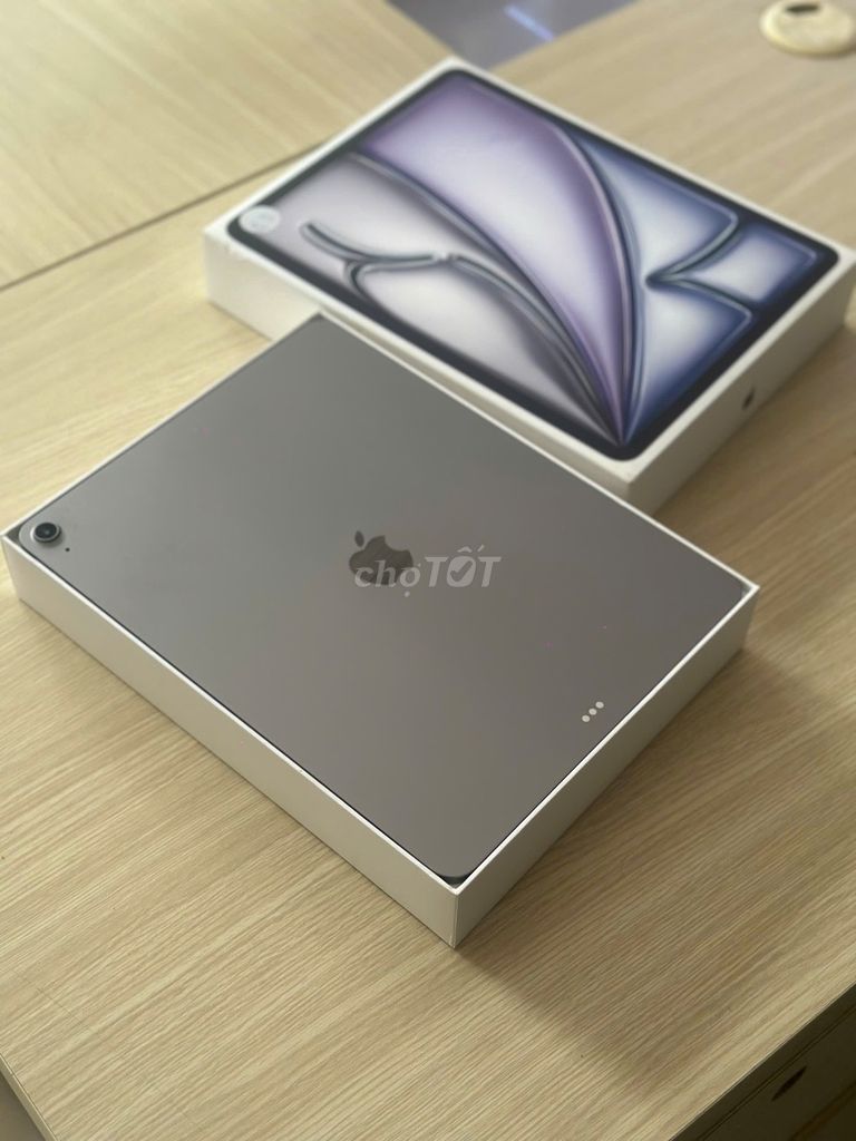 IPAD AIR M3 13INCH WIFI FULLBOX , SẠC 1 LẦN. Mua bán Máy tính bảng tại Thành phố Buôn Ma Thuột Đắk Lắk được đăng bởi Cầm Đồ PHÚT 89  hình 1