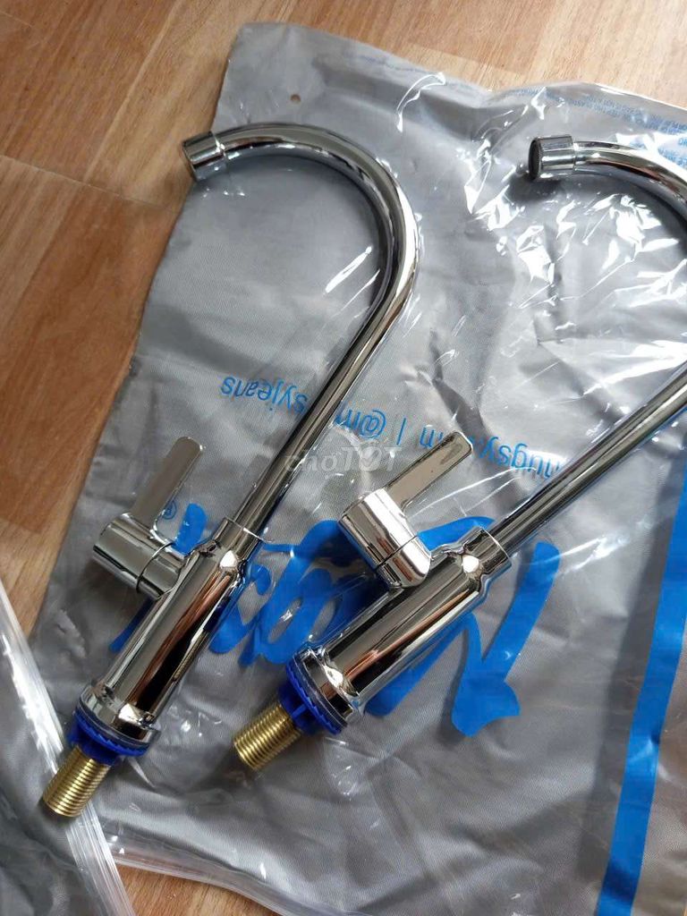 Vòi rửa bát nóng lạnh Đồng Inox. Mua bán Thiết bị vệ sinh, nhà tắm tại Quận Bắc Từ Liêm Hà Nội được đăng bởi Sen Vòi giá rẻ hình 1
