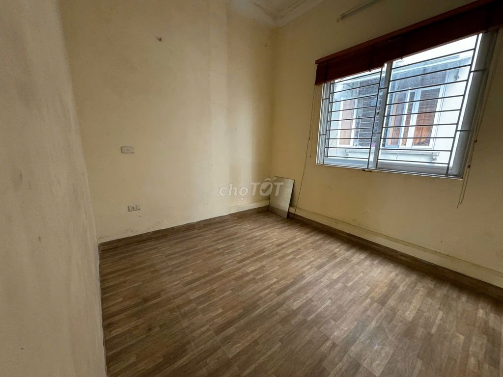 Cho thuê nhà 3 tầng ở ngõ 112 Định Công Thượng, Hoàng Mai 9.5tr. Cho thuê nhà ở tại Quận Hoàng Mai Hà Nội được đăng bởi La Viết Toàn hình 4
