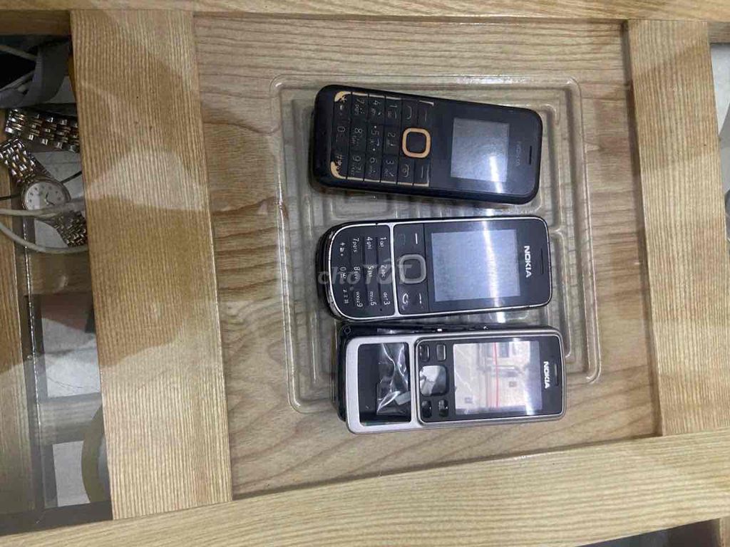 Nokia Điện thoại phổ thông Đen, Bạc cũ. Mua bán Điện thoại tại Quận Hai Bà Trưng Hà Nội được đăng bởi hung hình 1