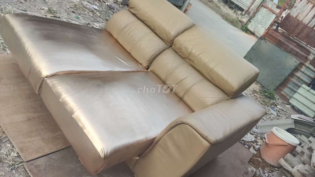 Ghế sofa da bò Vàng kem. Mua bán Bàn ghế tại Quận Tân Phú Tp Hồ Chí Minh được đăng bởi Công Đạo hình 1