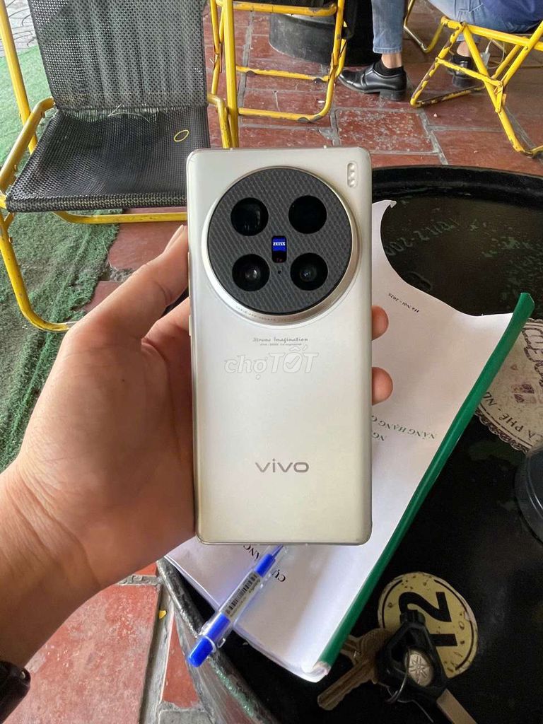 Vivo X100 Ultra 256GB Bạc. Mua bán Điện thoại tại Quận Bình Thuỷ Cần Thơ được đăng bởi tung hình 1