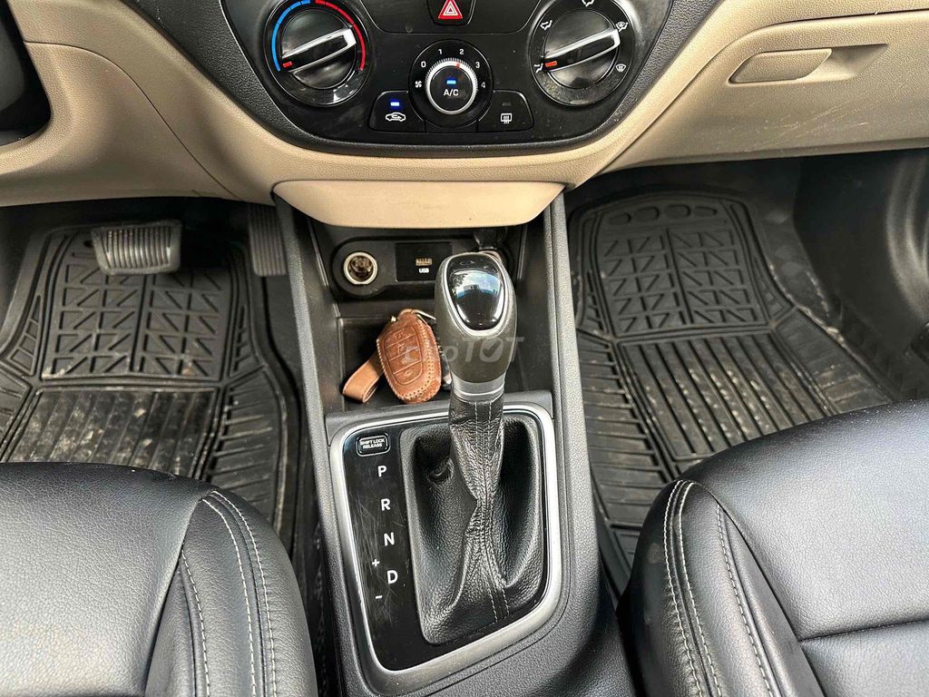 Cần Bán  Hyundai Accent 2021 1.4 AT  số tự động. Mua bán Ô tô tại Quận Hoàng Mai Hà Nội được đăng bởi Anh Tuy hình 16