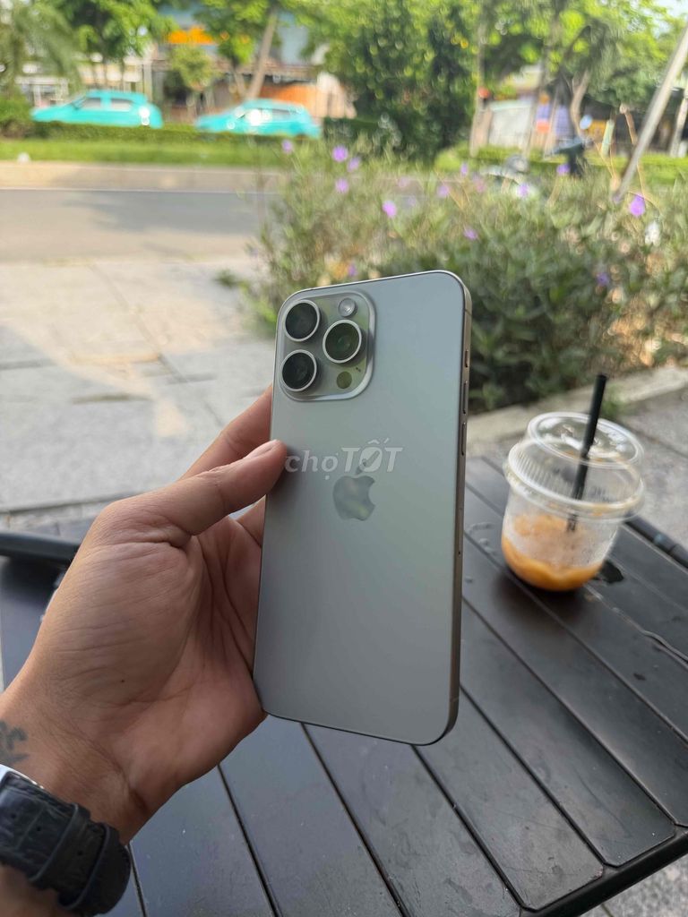 Apple iPhone 15 Pro Max Xám Đã qua sử dụng. Mua bán Điện thoại tại Quận 4 Tp Hồ Chí Minh được đăng bởi Sang Minh hình 1