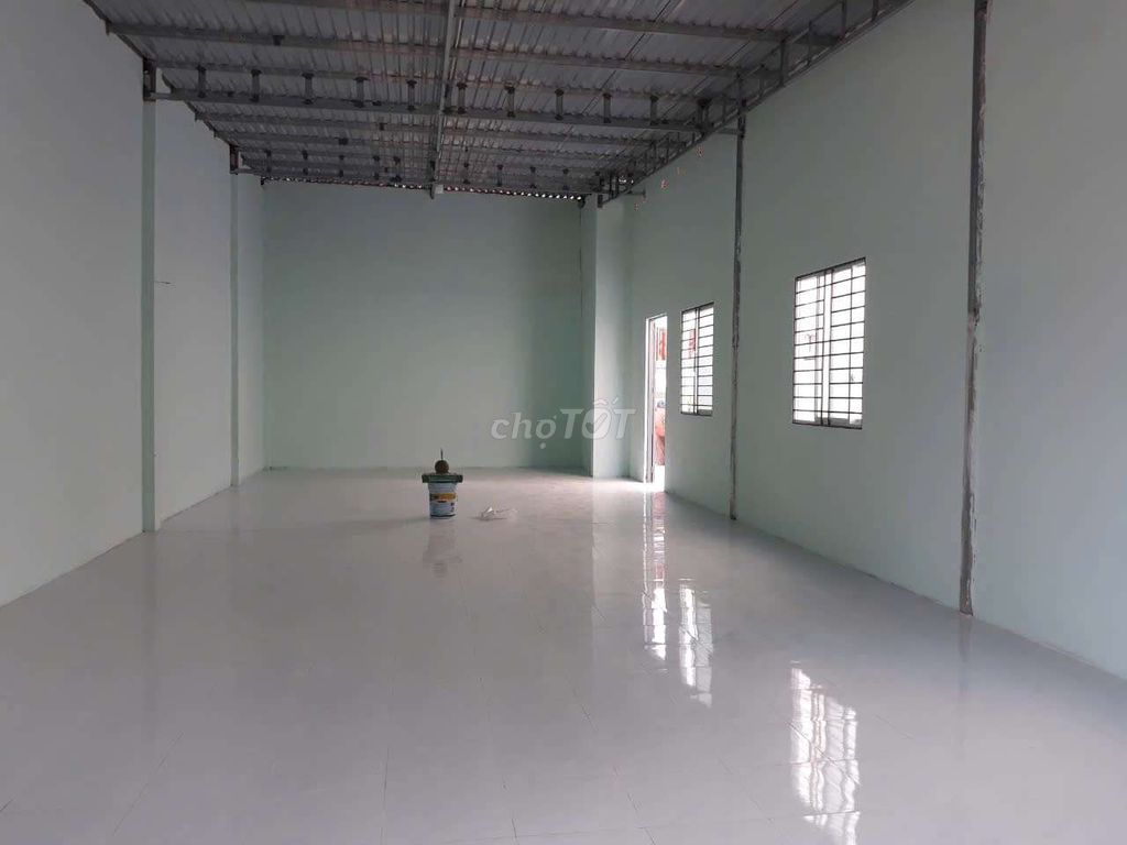 Cho thuê nhà 136m2 làm nhà xưởng, kho, kinh doanh,Đông Thạnh, Hóc Môn