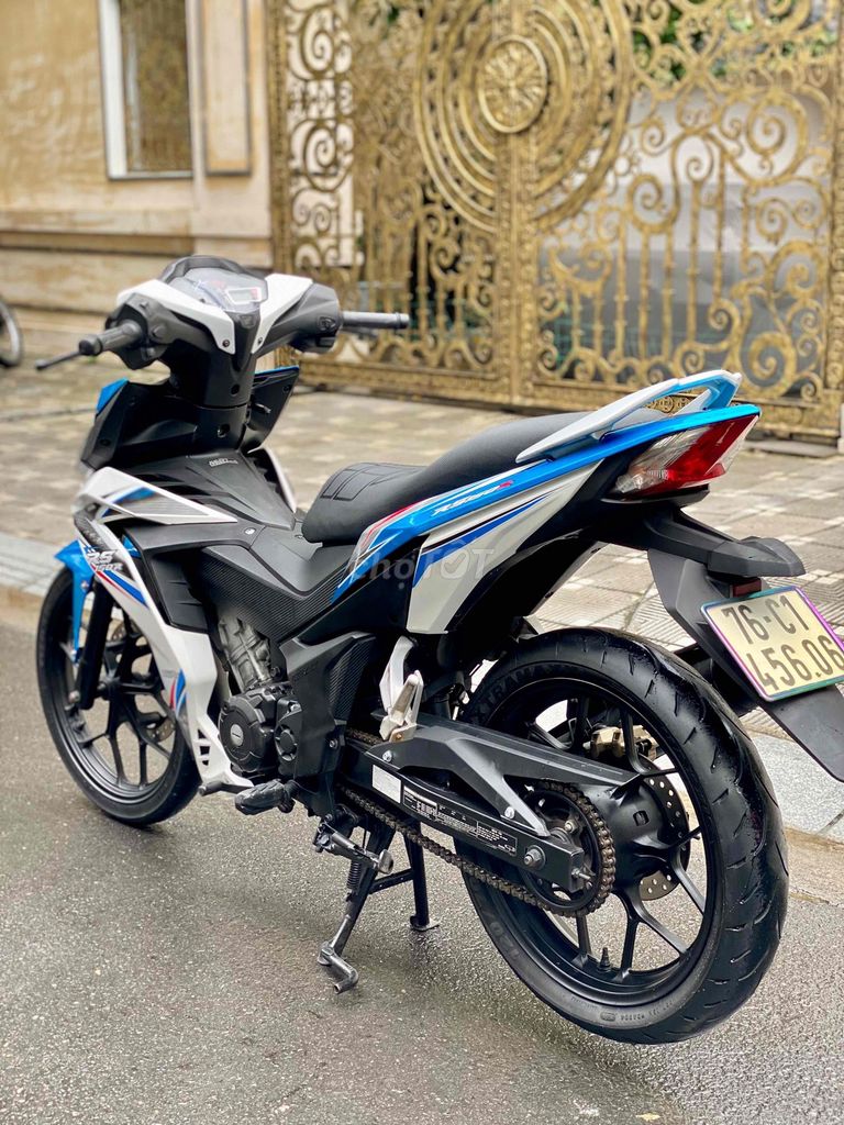 Honda Winner V1 в отличном состоянии, родной мотор, супер качество