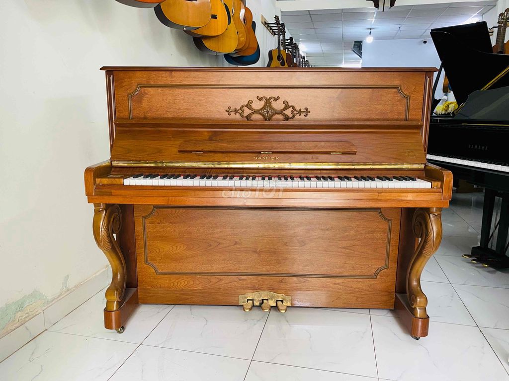 piano cơ Samick SC600 trưng bày zin 100%