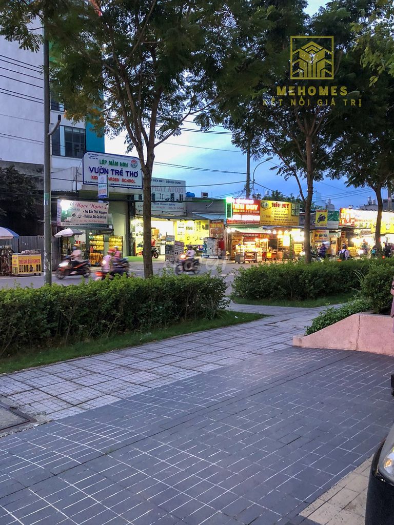 🍀 SHOPHOUSE MẶT TIỀN KINH DOANH SẦM UẤT, NỘI THẤT CƠ BẢN,1 TRỆT 1 LẦU🍀