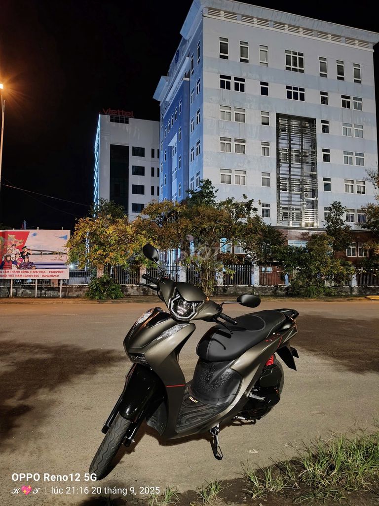 Có nhu cầu lên vario125 nên muốn bán lại.. Mua bán Xe máy tại Huyện Cái Nước Cà Mau được đăng bởi Nguyễn Khải hình 1