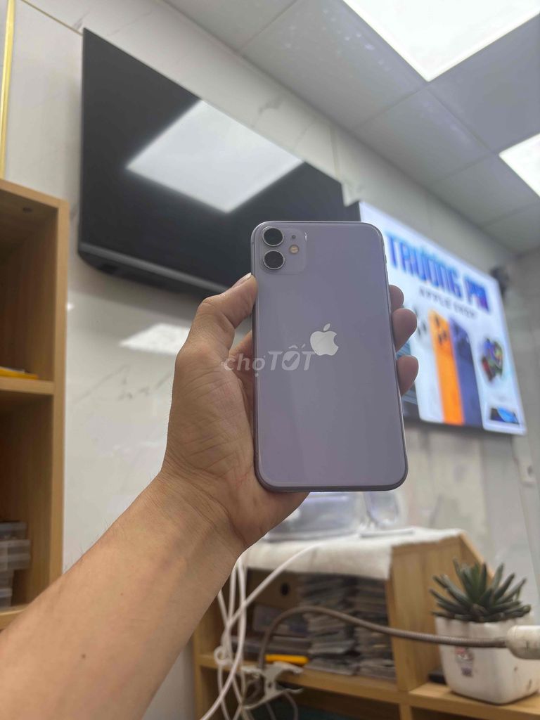 Apple iPhone 11 64GB Tím Đã qua sử dụng. Mua bán Điện thoại tại Quận Sơn Trà Đà Nẵng được đăng bởi Diễm Diễm hình 1