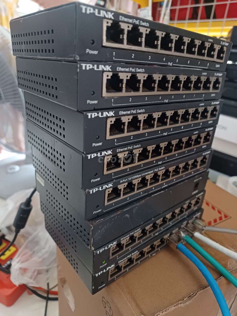 SWITCH POE TP-LINK 8 PORT + 1 UPLINK