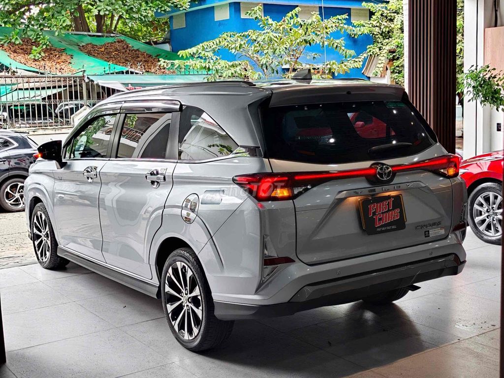 Toyota Veloz Cross Top 2024, один владелец, без нареканий