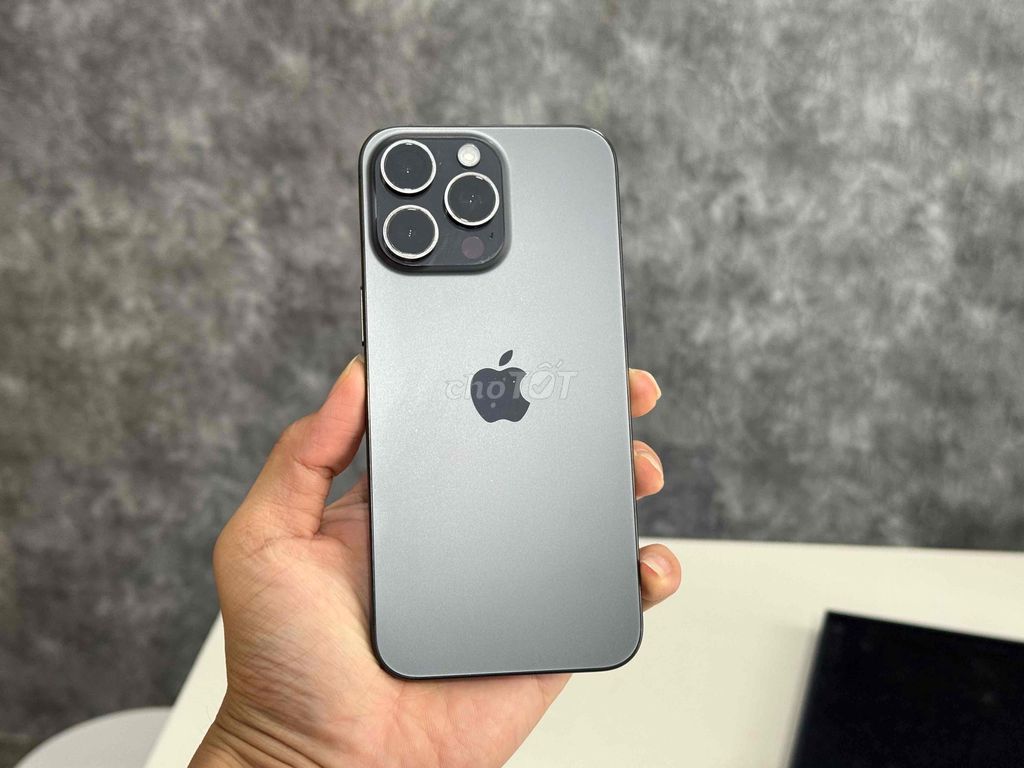 Apple iPhone 15 Pro Max 1TB Xám Đã qua sử dụng. Mua bán Điện thoại tại Quận Ninh Kiều Cần Thơ được đăng bởi Tiến  hình 1