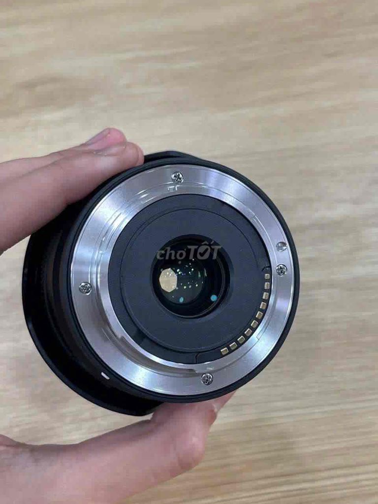 Ống kính Sony E 11mm F1.8 Đen Đã sử dụng. Mua bán Máy ảnh, Máy quay tại Quận Gò Vấp Tp Hồ Chí Minh được đăng bởi Quang Minh Mobile  hình 1
