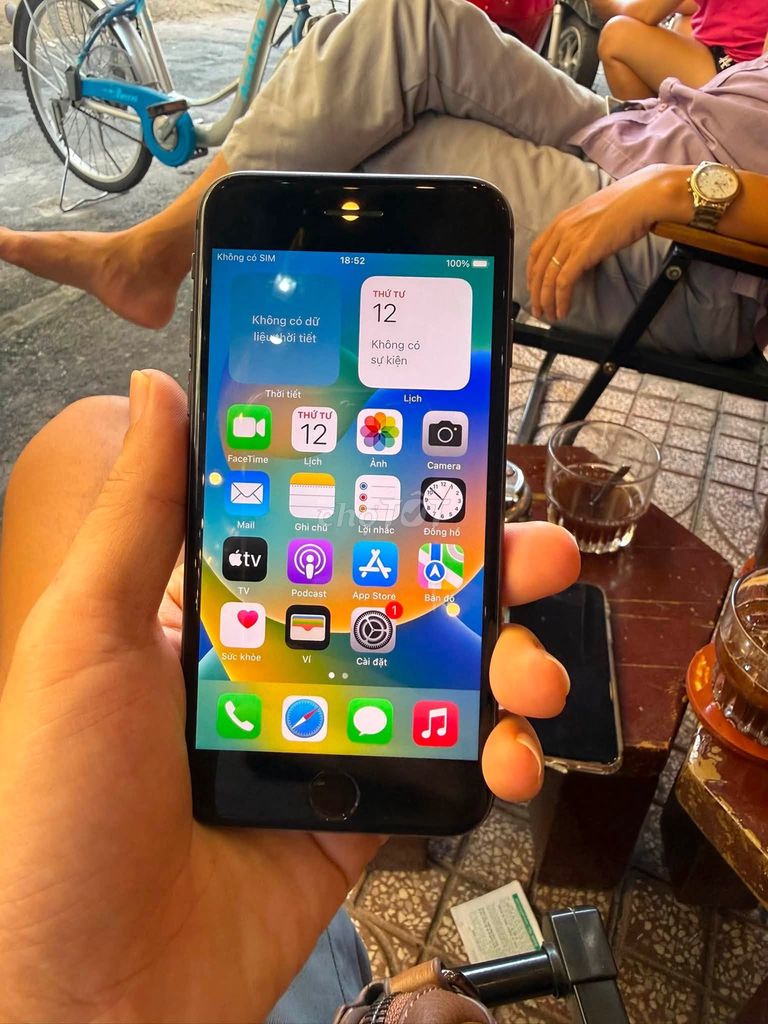 Apple iPhone 8 64GB Đen 80%. Mua bán Điện thoại tại Quận Tân Phú Tp Hồ Chí Minh được đăng bởi Hội Đồ Điện Tử hình 1