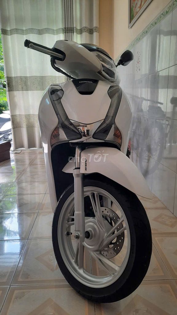 tôi cần bán. Mua bán Xe máy tại Quận Phú Nhuận Tp Hồ Chí Minh được đăng bởi Phạm Thành Đạt hình 1