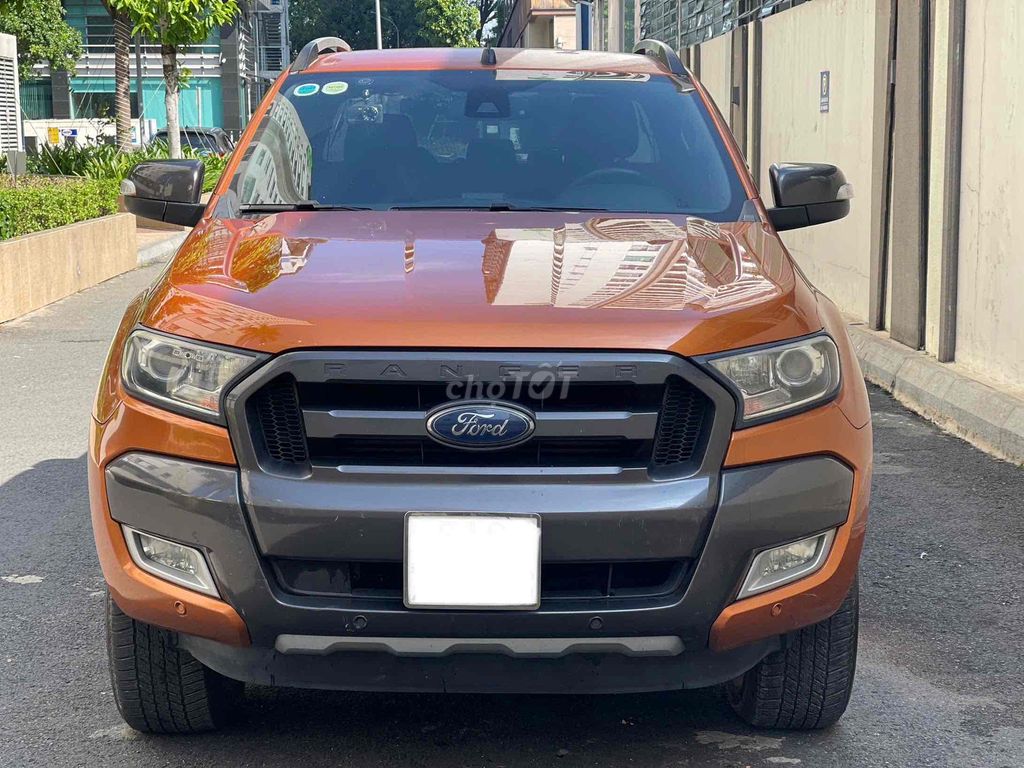 Hãng Ford bán Wildtrak 3.2 2016 1 chủ đã test hãng