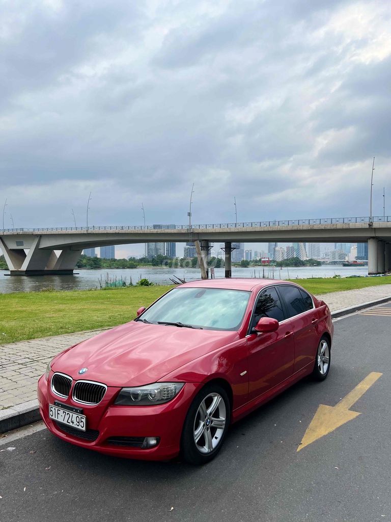 BMW E90 325i LCI 2009 Đỏ 130000 km. Mua bán Ô tô tại Thành phố Thủ Đức Tp Hồ Chí Minh được đăng bởi Nhật Phạm hình 5