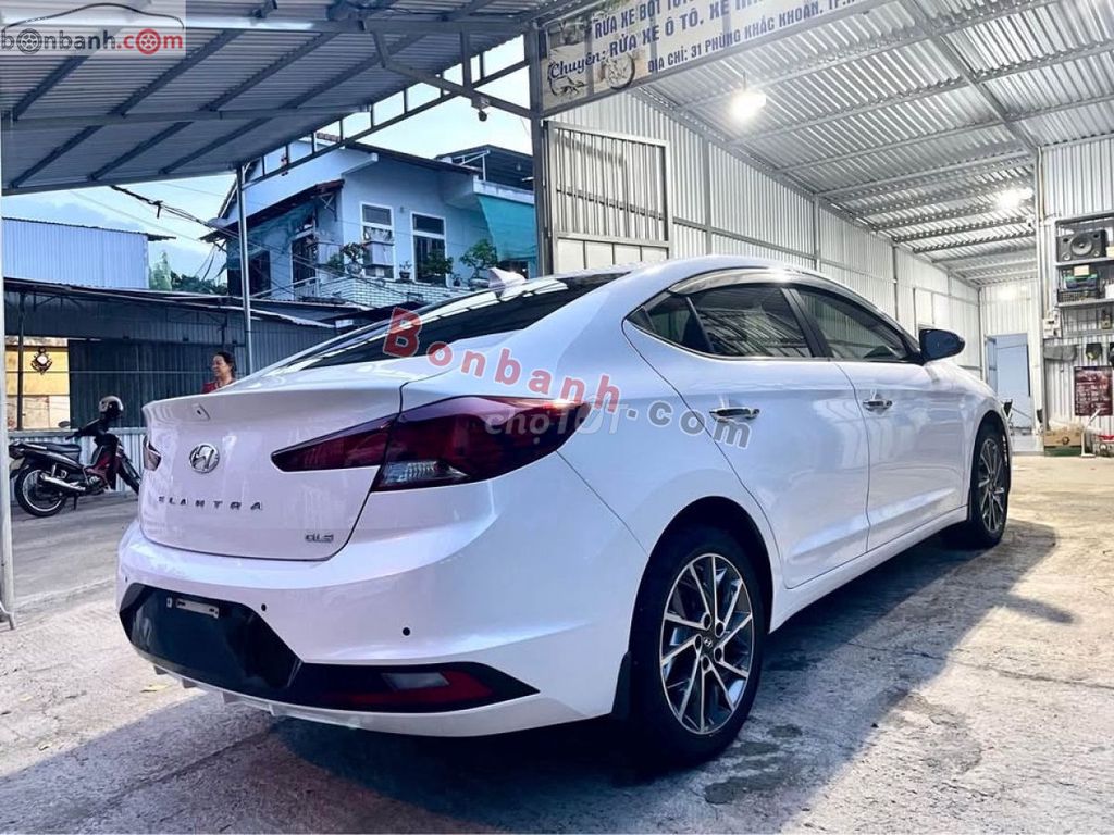 Hyundai Elantra 2021 2.0 AT - 38500 km. Mua bán Ô tô tại Thành phố Huế Thừa Thiên Huế được đăng bởi Cường hình 1