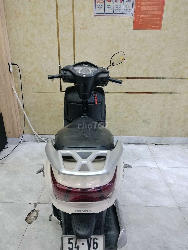 LEAD FI 2009, BSTP XE ĐẸP  ,MÁY ÊM MẠNH MƯỢT. Mua bán Xe máy tại Quận 12 Tp Hồ Chí Minh được đăng bởi Duy Khánh hình 6